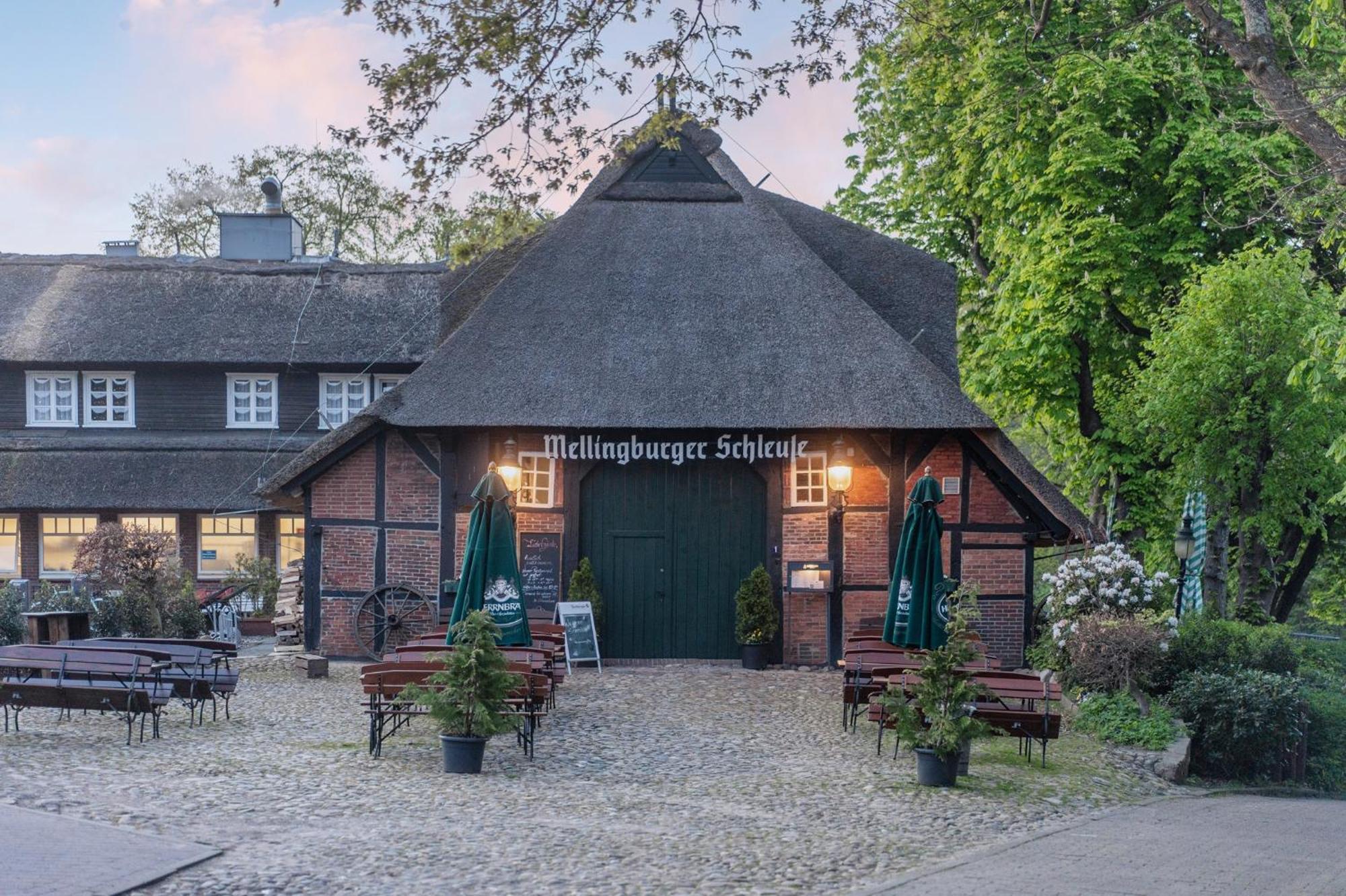 Kleinhuis Hotel Mellingburger Schleuse Hamburg Exterior foto